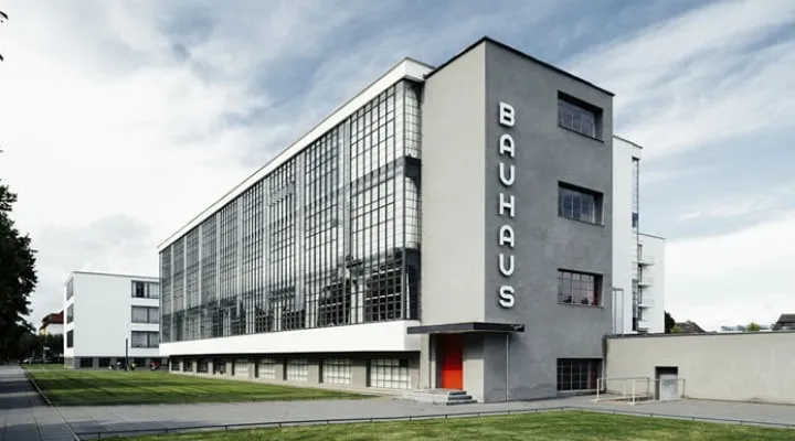 Bauhaus-min_16_11zon