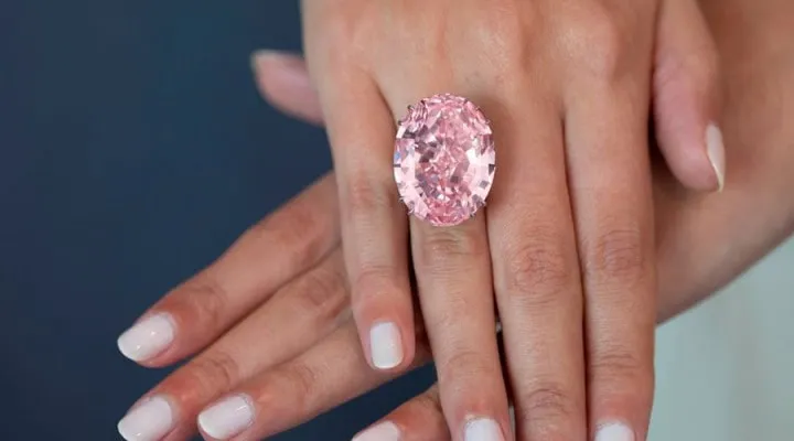 12-Expensive-Pink-Diamonds-at-Christies-Auction-in-the-Last-Two-Decades-1-min_39_11zon